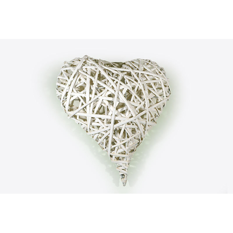 hasított vessző szív fehér 40x 35cm