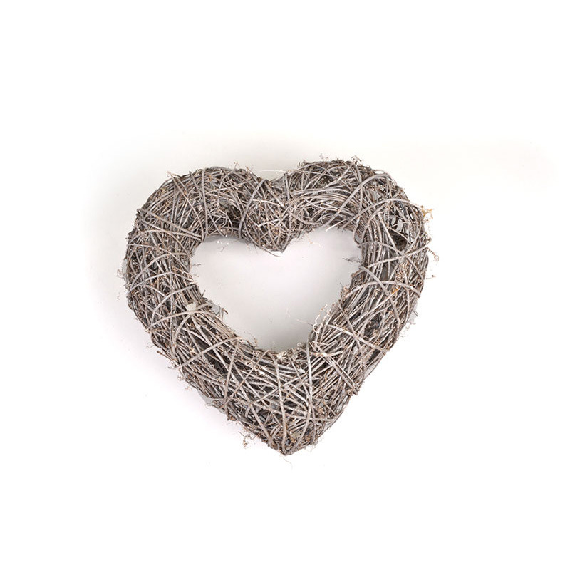 szív alakú szőlővessző koszorú alap szürke 59x57x15cm