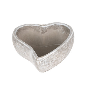 ny&uacute;jtott sz&iacute;v alak&uacute; cement t&aacute;l antikolt sz&uuml;rke 19x18x7,5cm